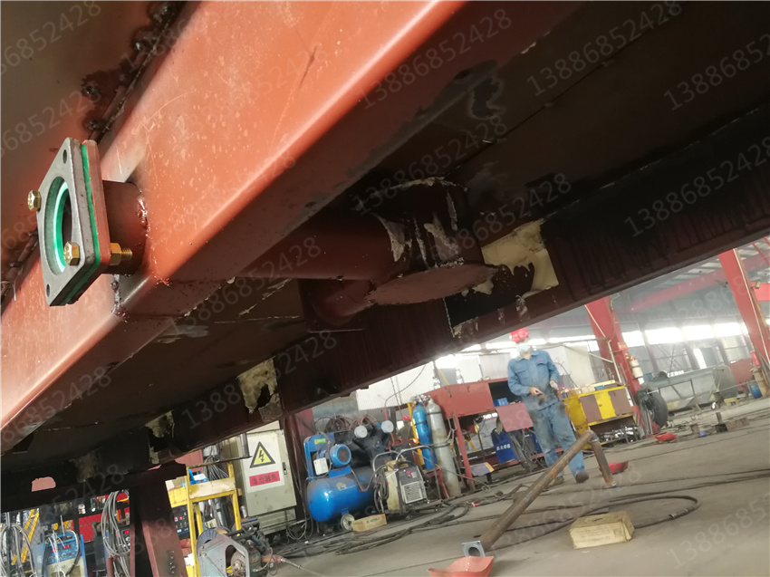 �|�L8����